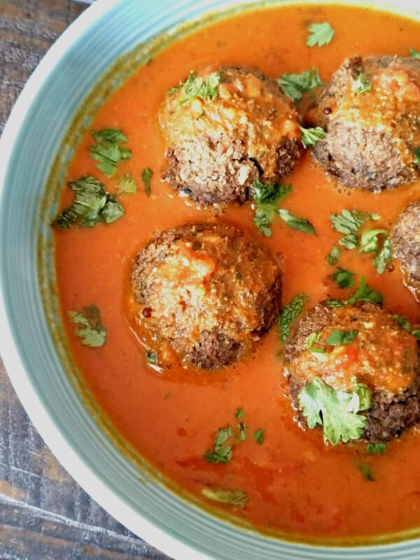 Option 1 - Butter masala balls with rice and cabbage.
