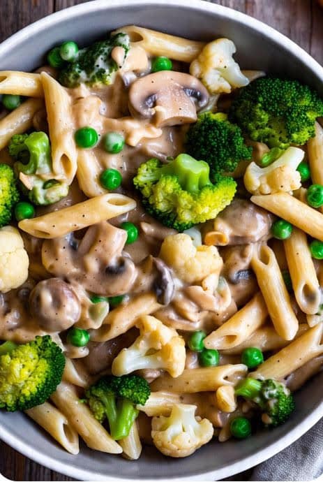 Option 1 - Mushroom and Veggie Stroganoff w/ GF Pasta