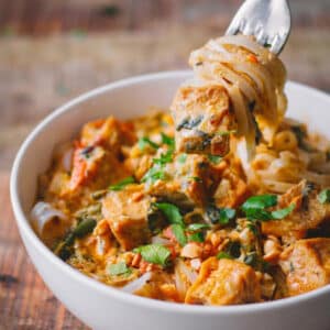 Option 2 -  Thai Peanut butter Panang Curry with noodles