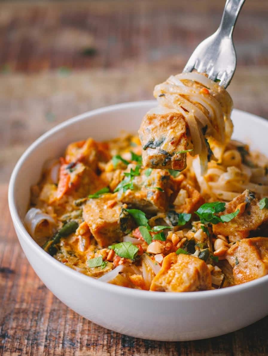 Option 2 - Thai Peanut butter Panang Curry with noodles